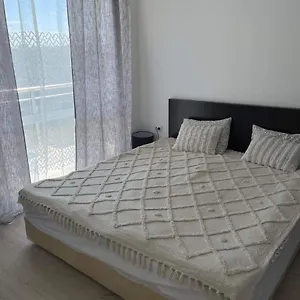 Blue Horizon Sarafovo Apartament